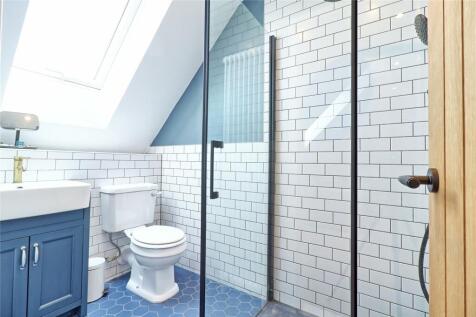 En-Suite 2