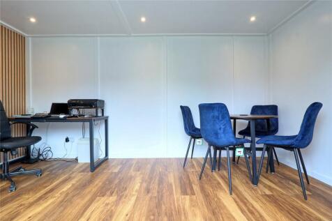Games/Snug/Office