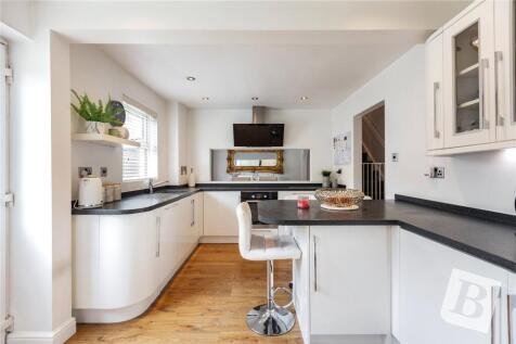 Kitchen/Breakfast Rm