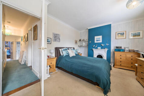 1362585-3-68e40f0...