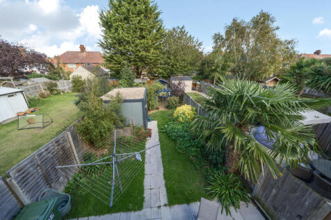 1362585-9-68e40fa...