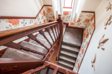 1336212-11-689cf6...