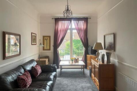 living room 2.jpg