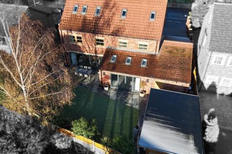 Drone Rear Garden.jpg
