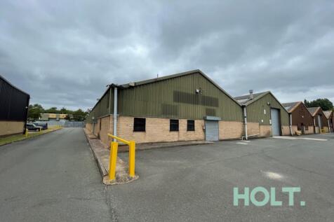 Henley ext 2.jpg