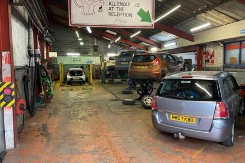 Carlton Garage Photo.jpg