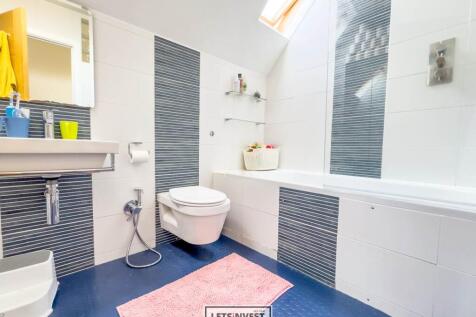 1 Hillside Road-9