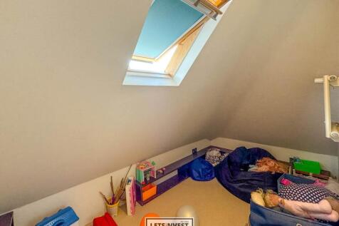 1 Hillside Road-13