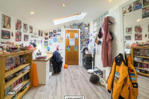 1 Hillside Road-49