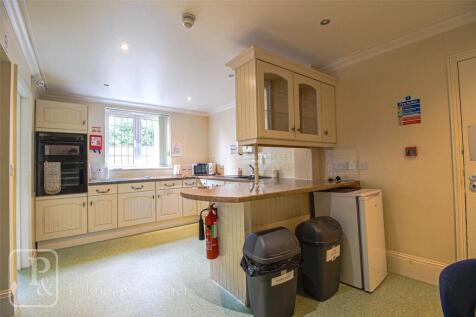 Communal Kitchen