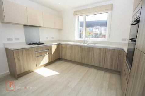 Kitchen / Dining