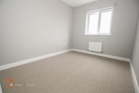 2nd Bedroom