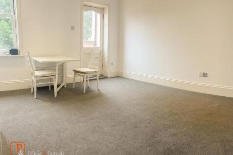 Studio Room