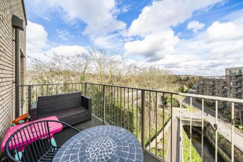 Property Image 12