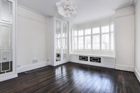 bedroom.
