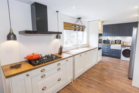 Open Plan Dining Kitchen &amp; Utility