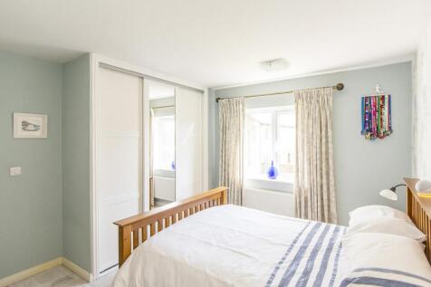 Bedroom One Photo One