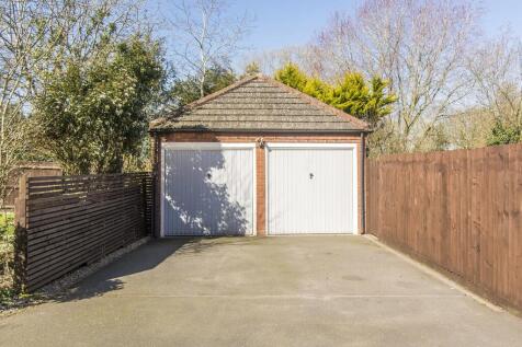 Double Garage &amp; Parking
