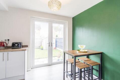 (Dining Area Photo)