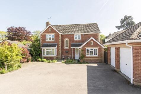 Double Garage &amp; Parking
