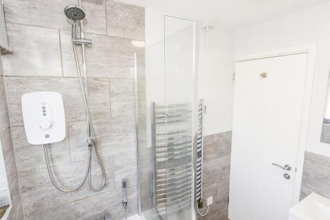 Bathroom Photo 2