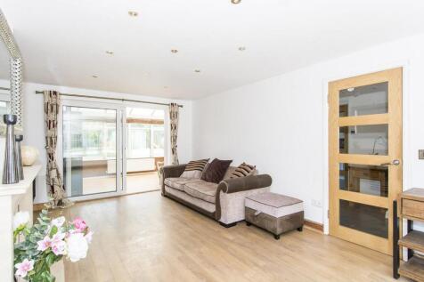 Lounge Photo 2