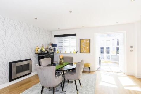 Dining/Family Room