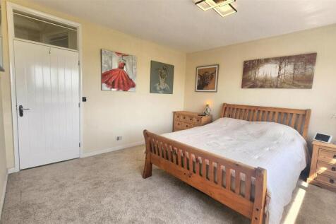 Bedroom Four Photo 2