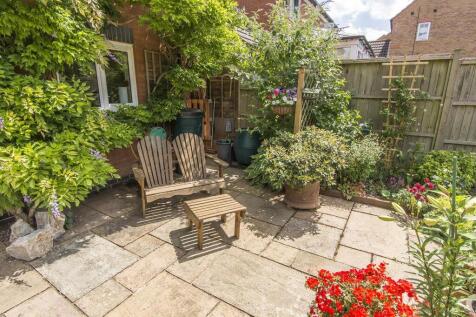 Garden Photo 4