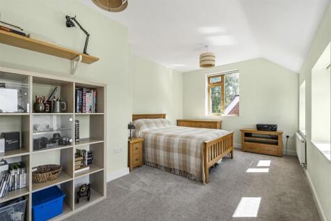 Bedroom Two Photo 2