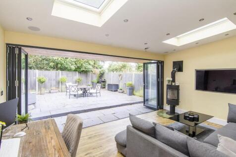 Snug/ Sun room