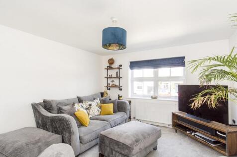 Lounge Photo 2