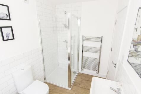 Bathroom Photo 2