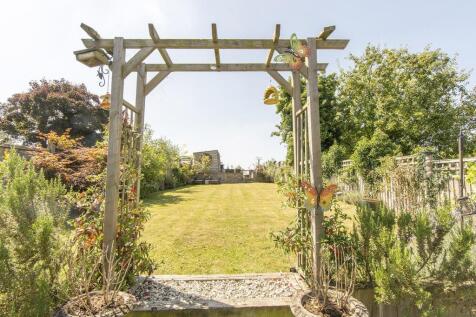 Garden Photo 3