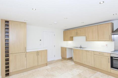 Kitchen Diner (Photo Two)