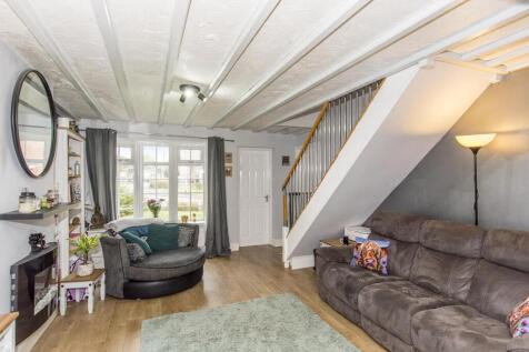 Lounge (Photo Two)