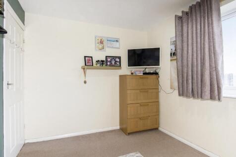 Bedroom Two Photo Two