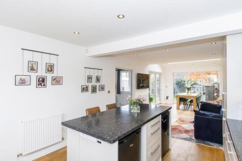 Family Dining Kitchen