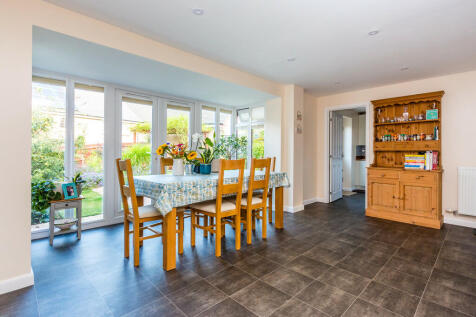 KItchen/dining ro...