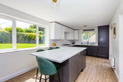 Kitchen/Dining Ro...