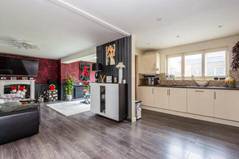 Kitchen/Family Ar...
