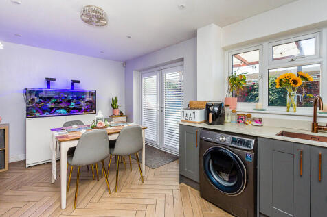 Kitchen/Dining Ro...