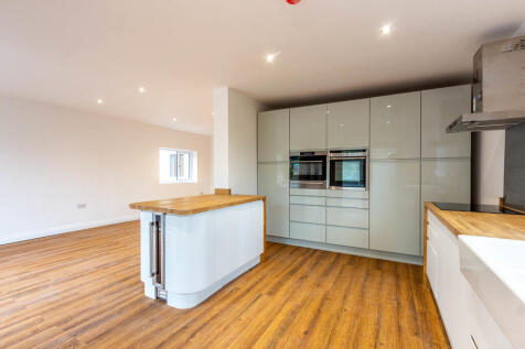 Lounge/Dining/