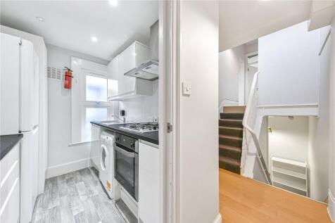 Hall/Kitchen