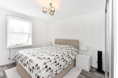 Principel Bedroom