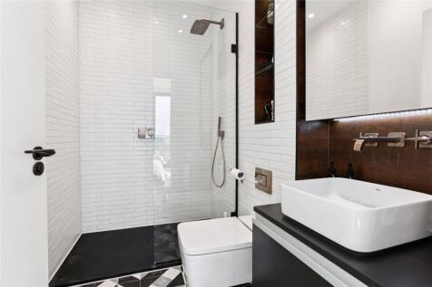 En-Suite Shower