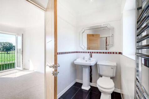 Bed 1 En Suite