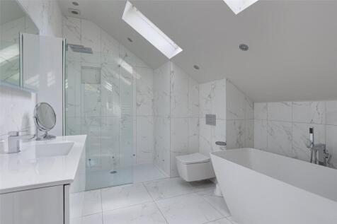 Bed 1 En Suite