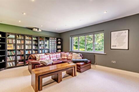 Cinema Room/Bed 4