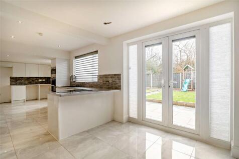 Dining/Kitchen